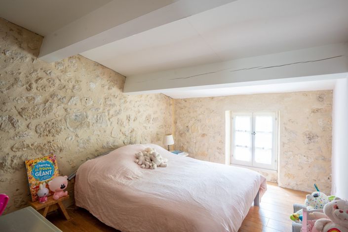 Image No.13-5 Bed House for sale
