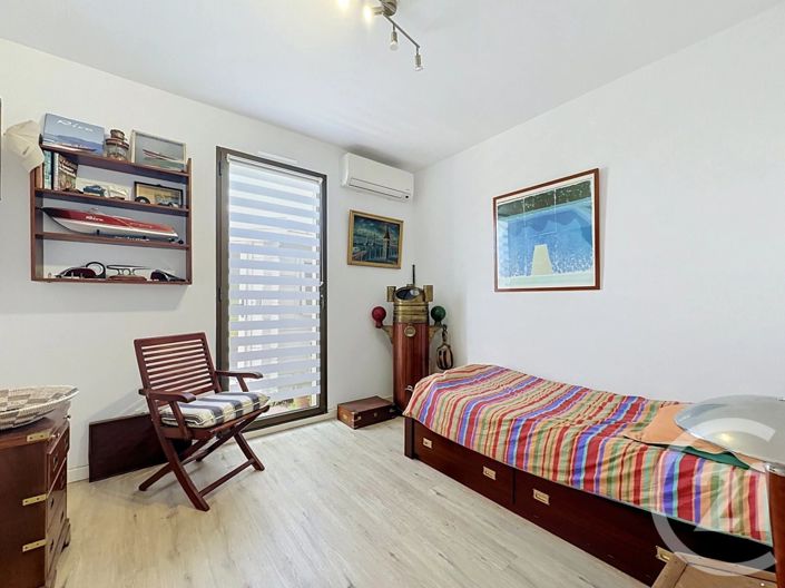 Image No.14-4 Bed House for sale