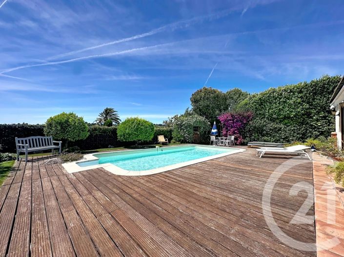 Image No.3-4 Bed House for sale
