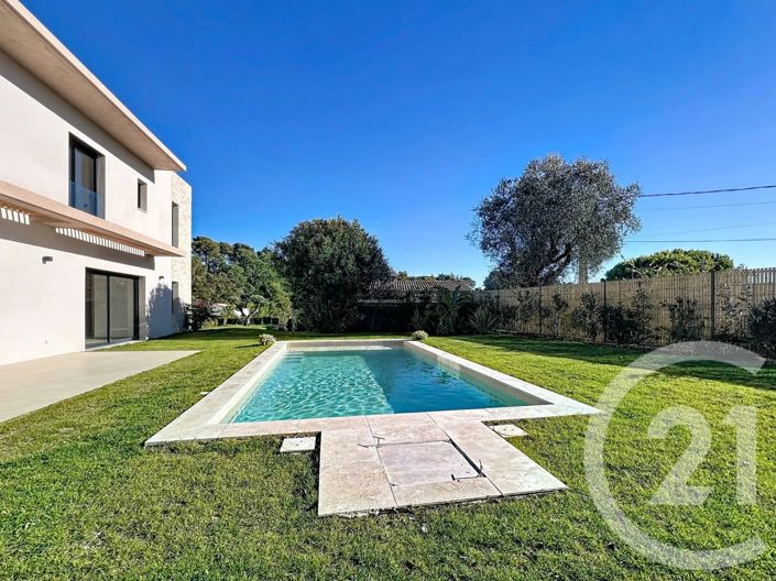 Image No.2-Maison de 3 chambres à vendre à Mougins