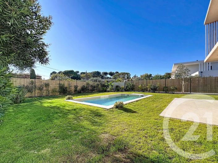 Image No.3-Maison de 3 chambres à vendre à Mougins