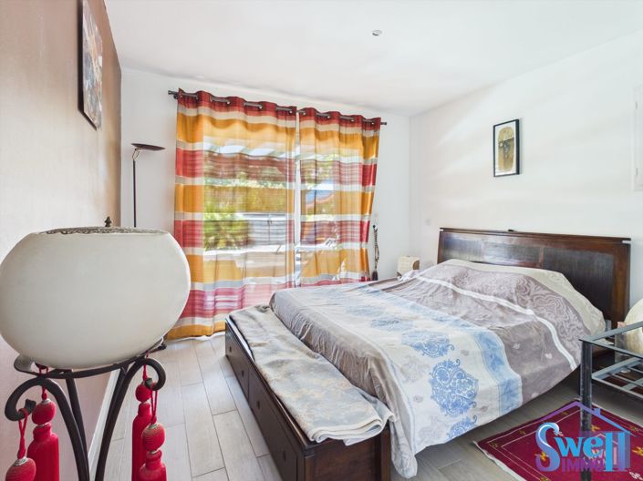 Image No.10-4 Bed House for sale