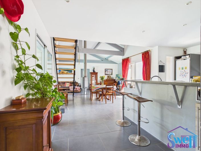 Image No.9-4 Bed House for sale