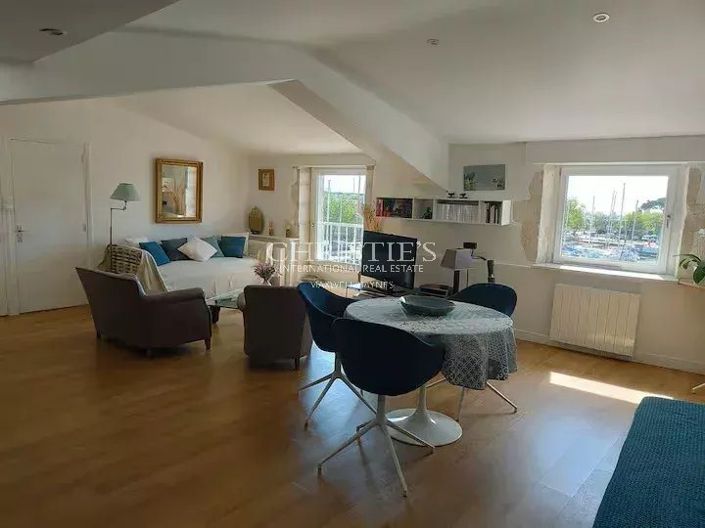 Image No.5-Appartement de 1 chambre à vendre à La Rochelle