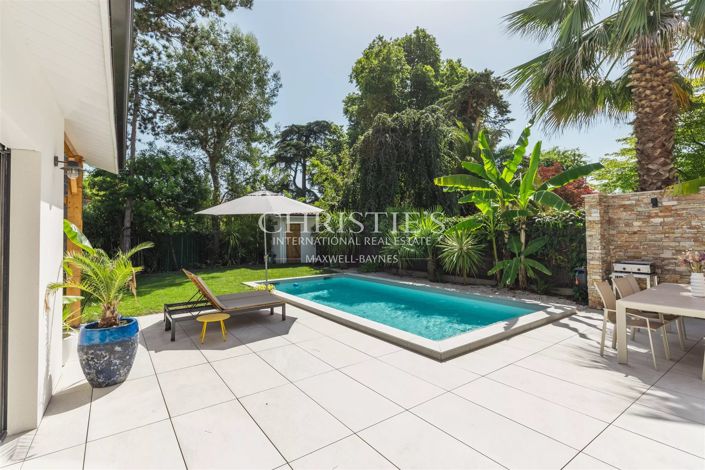 Image No.19-5 Bed House for sale