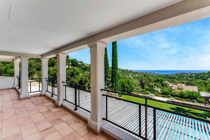Image No.18-5 Bed House for sale