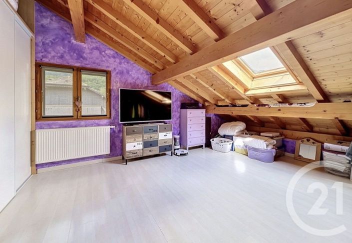 Image No.15-4 Bed House for sale