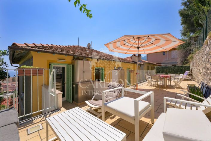 Image No.18-4 Bed House for sale