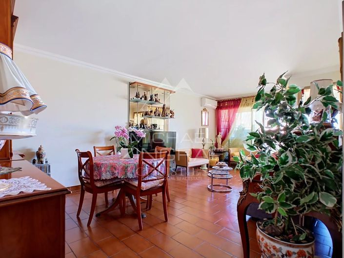 Image No.21-2 Bed Apartment for sale