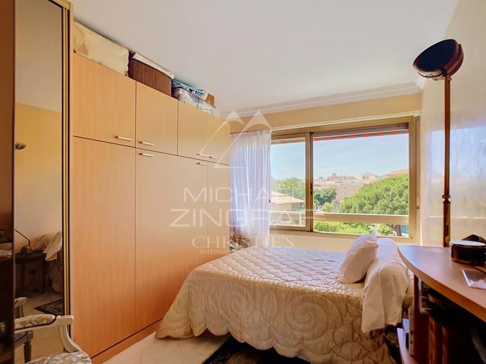 Image No.32-2 Bed Apartment for sale