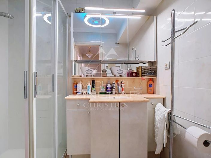 Image No.36-2 Bed Apartment for sale