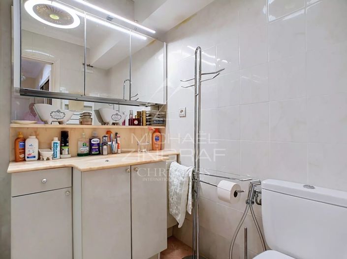 Image No.37-2 Bed Apartment for sale