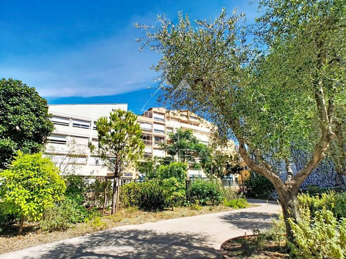 Image No.45-2 Bed Apartment for sale
