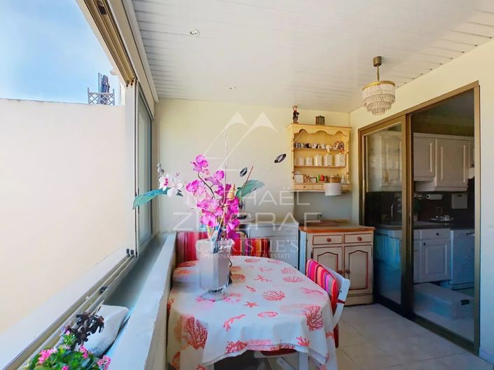 Image No.54-2 Bed Apartment for sale