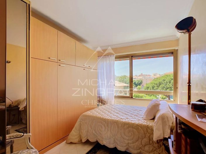 Image No.55-2 Bed Apartment for sale