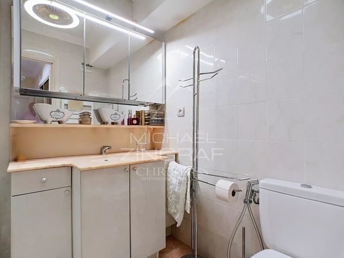 Image No.56-2 Bed Apartment for sale