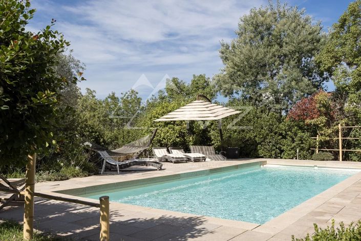 Image No.3-4 Bed House for sale