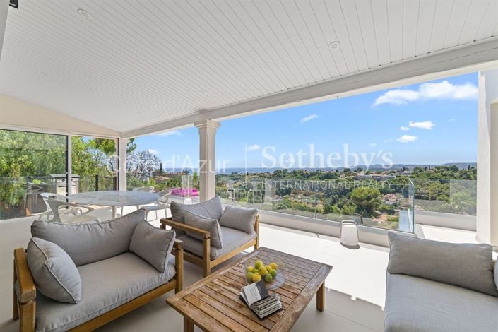 Image No.7-6 Bed House for sale
