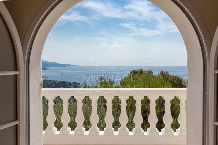 Image No.18-5 Bed House for sale