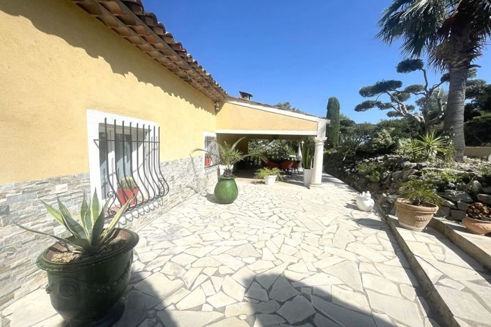 Image No.19-3 Bed House for sale