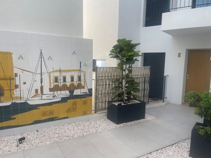 Image No.8-3 Bed Apartment for sale