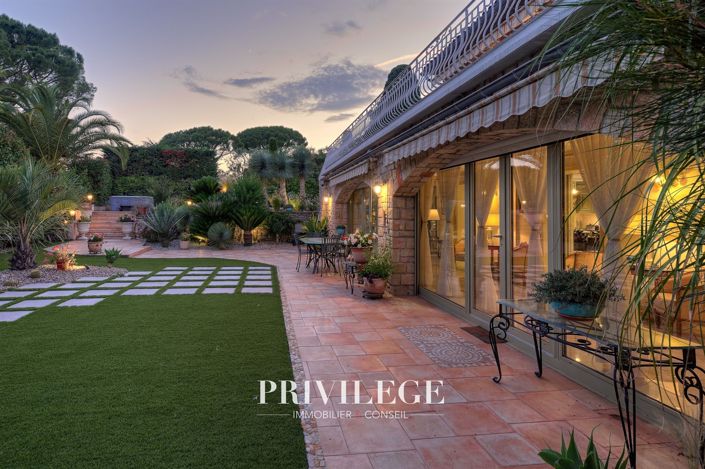 Image No.4-4 Bed House for sale