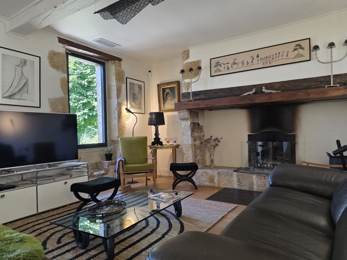 Image No.9-3 Bed House for sale