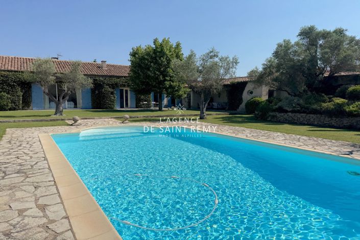 Image No.3-5 Bed House for sale