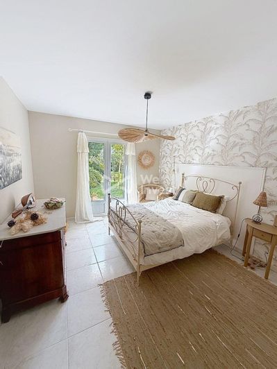 Image No.15-3 Bed House for sale