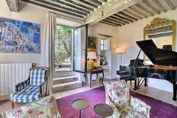 Image No.7-5 Bed House for sale