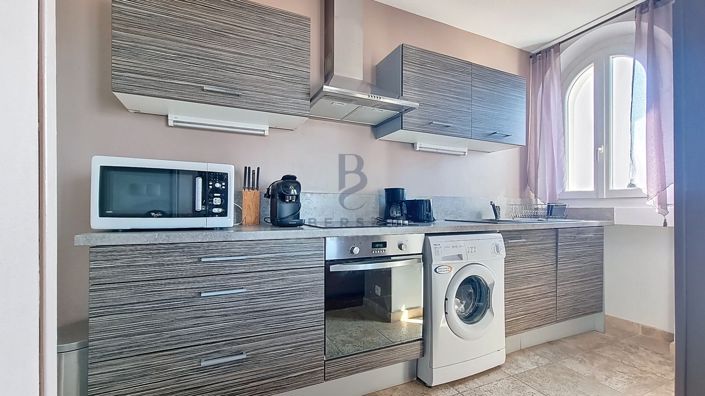 Image No.10-1 Bed Apartment for sale