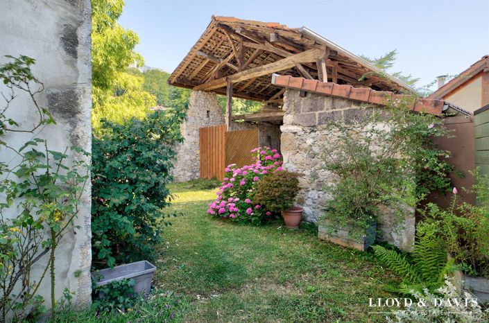 Image No.19-5 Bed House for sale