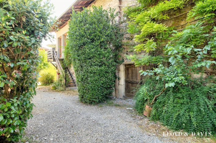 Image No.4-5 Bed House for sale