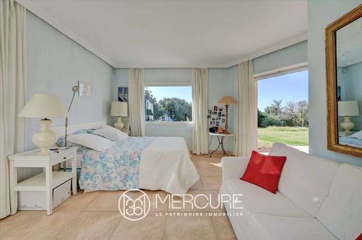 Image No.10-6 Bed House for sale