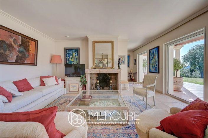 Image No.9-6 Bed House for sale