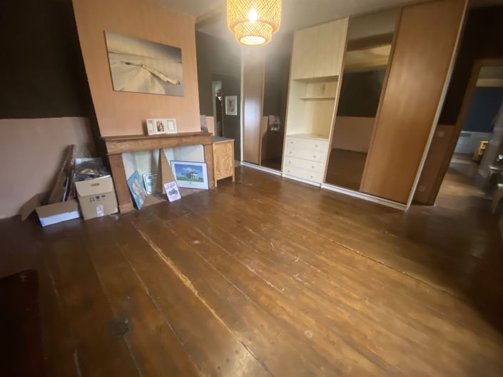 Image No.18-4 Bed House for sale