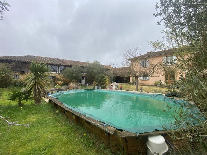 Image No.2-4 Bed House for sale