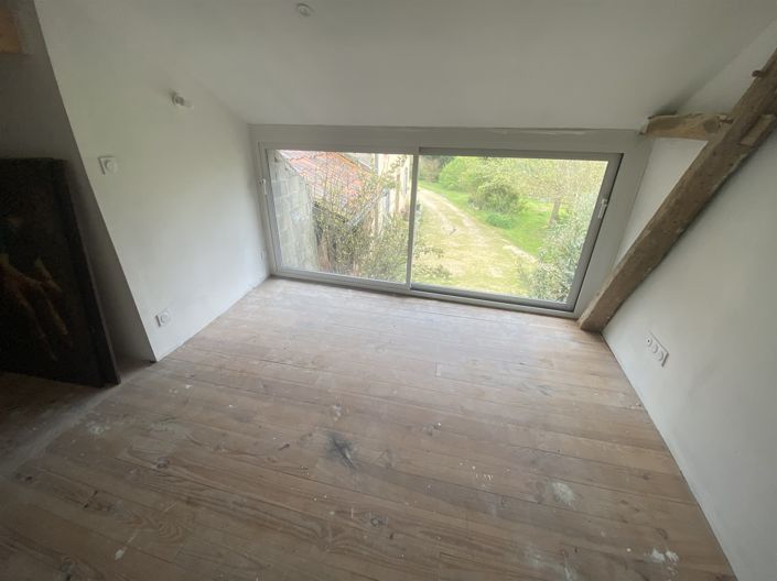 Image No.22-4 Bed House for sale