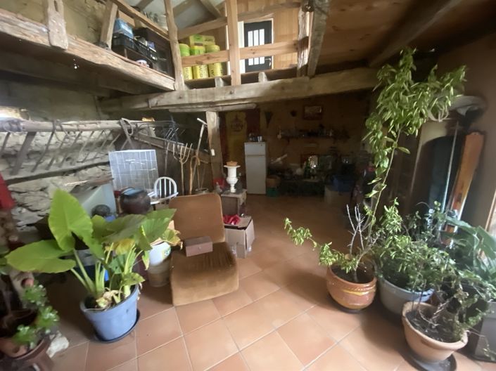 Image No.25-4 Bed House for sale