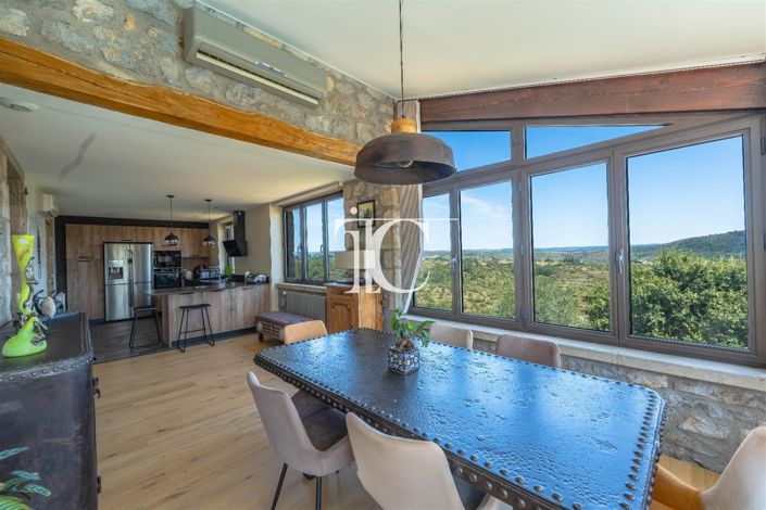Image No.5-5 Bed House for sale