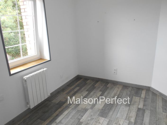 Image No.7-5 Bed House for sale