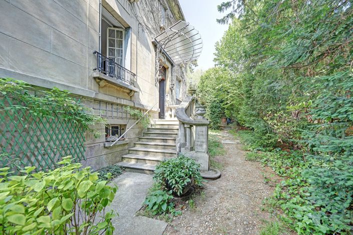 Image No.4-5 Bed House for sale
