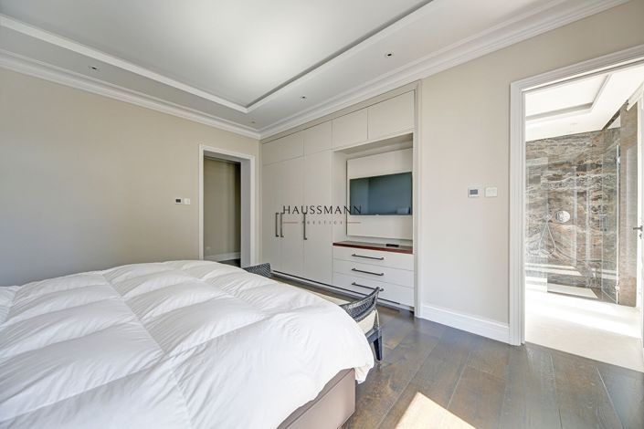 Image No.15-3 Bed Apartment for sale