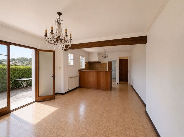 Image No.2-2 Bed House for sale