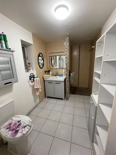 Image No.12-4 Bed House for sale