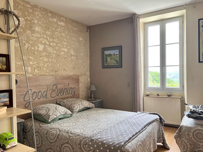 Image No.9-11 Bed House for sale