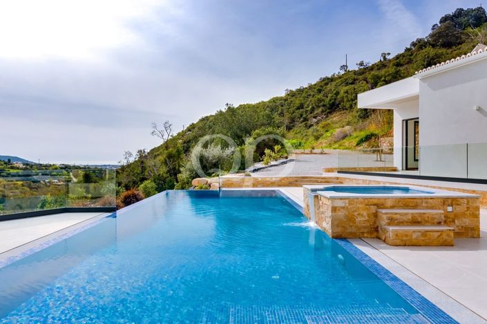 Image No.23-4 Bed House for sale