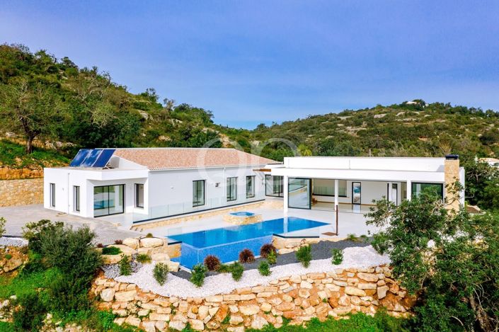 Image No.25-4 Bed House for sale