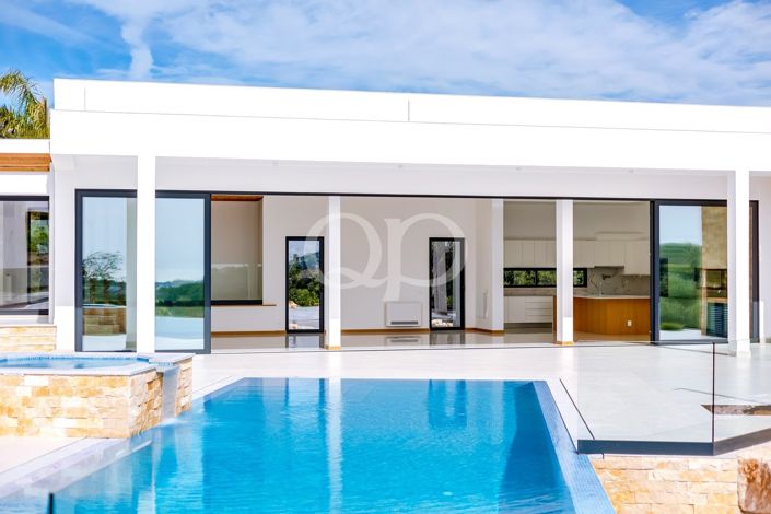 Image No.4-4 Bed House for sale
