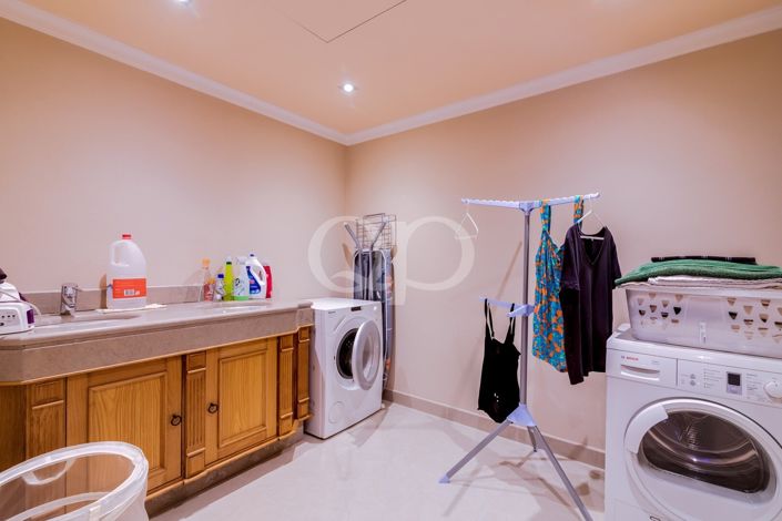 Image No.28-4 Bed House for sale